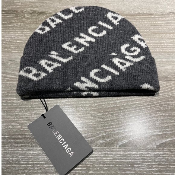 Balenciaga Grey Logo Beanie NWT Accessories